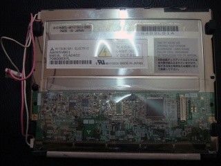 AA065VB01 Panel LCD TFT 6,5 inci yang simetris secara mekanis 400 cd/m2 70/70/50/60